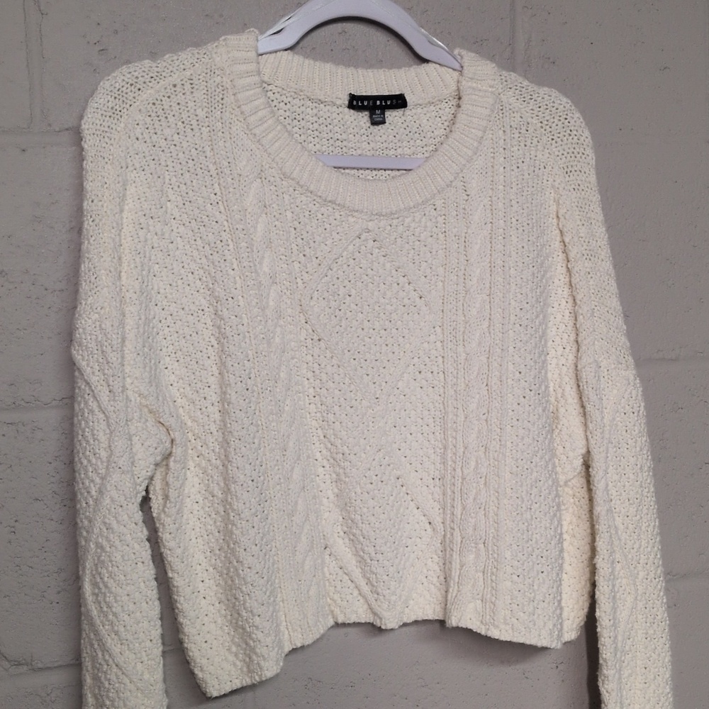 Ivory Cream Cable Knit Cropped Crewneck Sweater Size Medium - Picture 3 of 7
